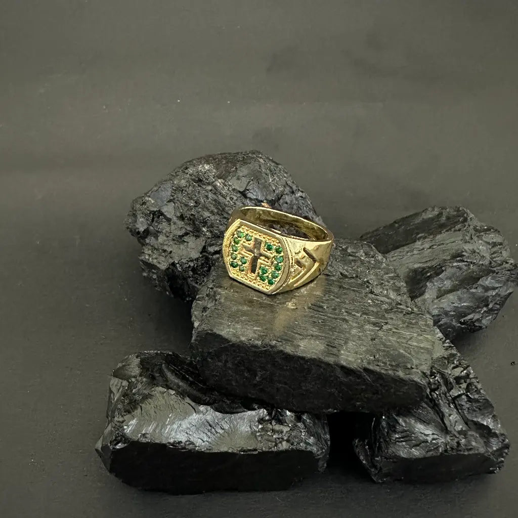 Anillo De Caballero De Cruz Y Piedras Verdes + Envío Gratis