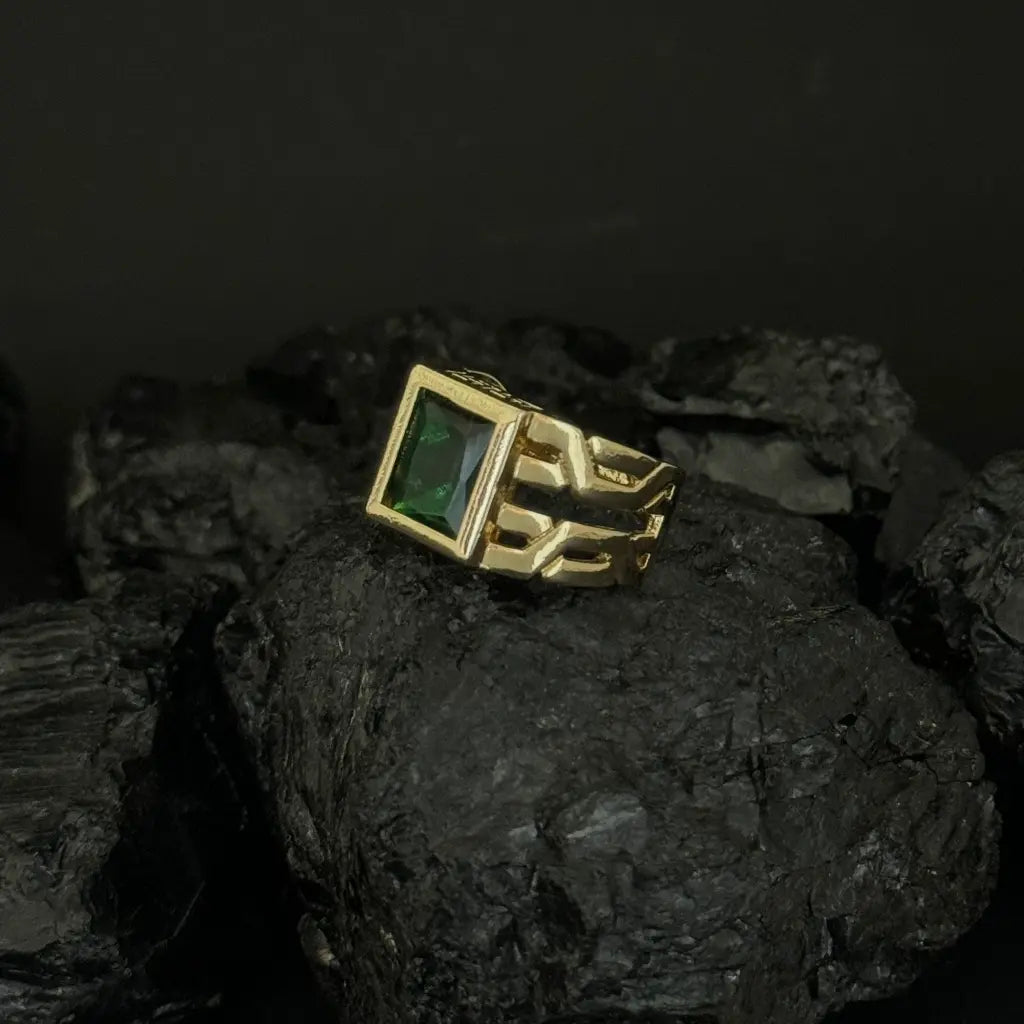 Anillo De Caballero De Piedra Grande Verde Y Diseño Rayado