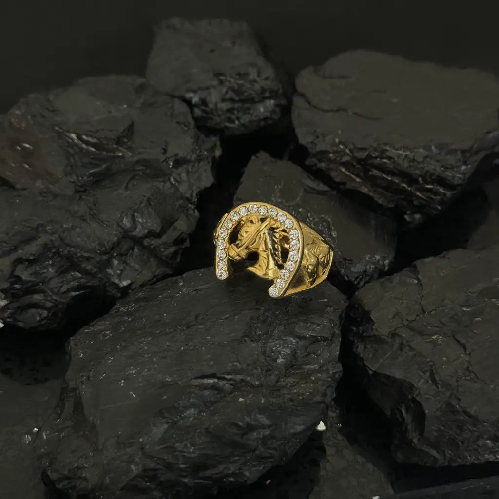 Anillo para Hombre De Figura de Caballo Con Cristales + Envio Gratis