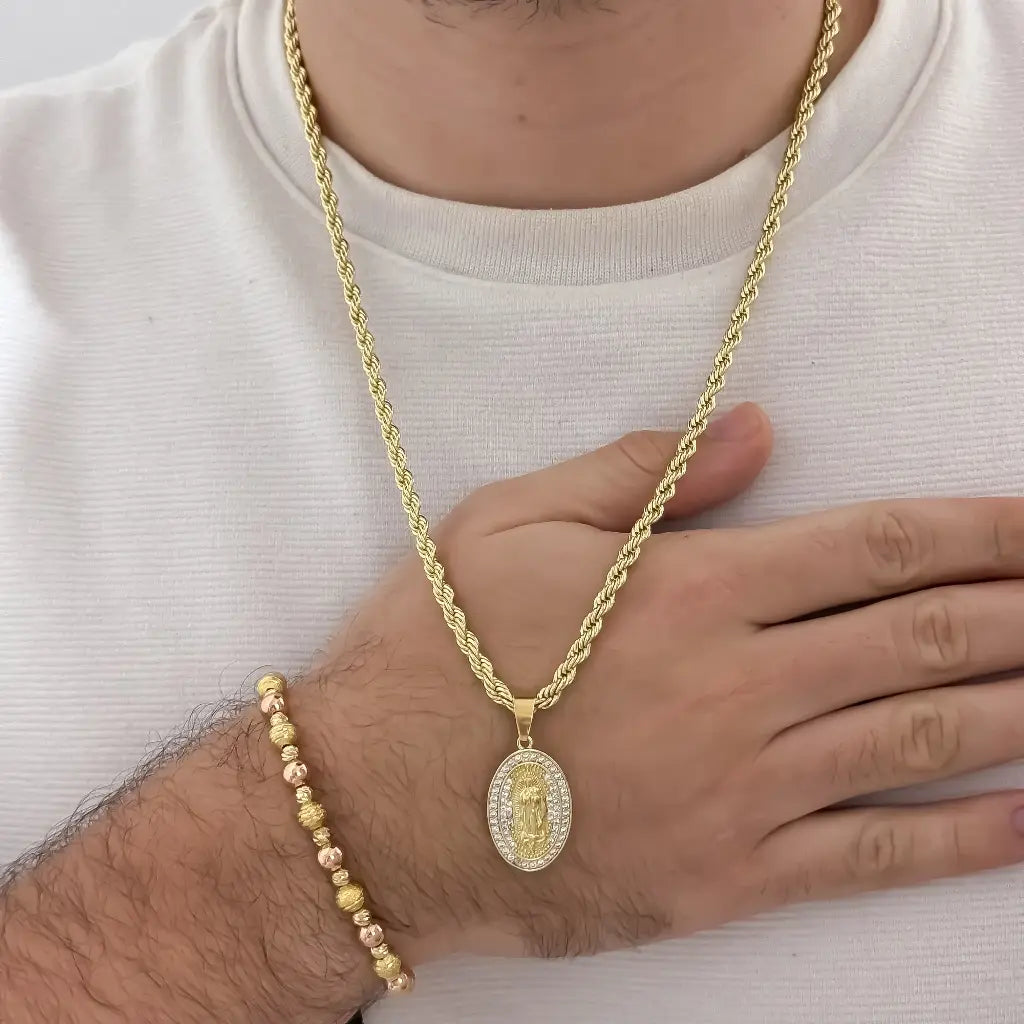 Conjunto De Caballero Con Cadena De Tejido Lazo, Dije De La Virgen De Guadalupe Y Manilla Diamantada
