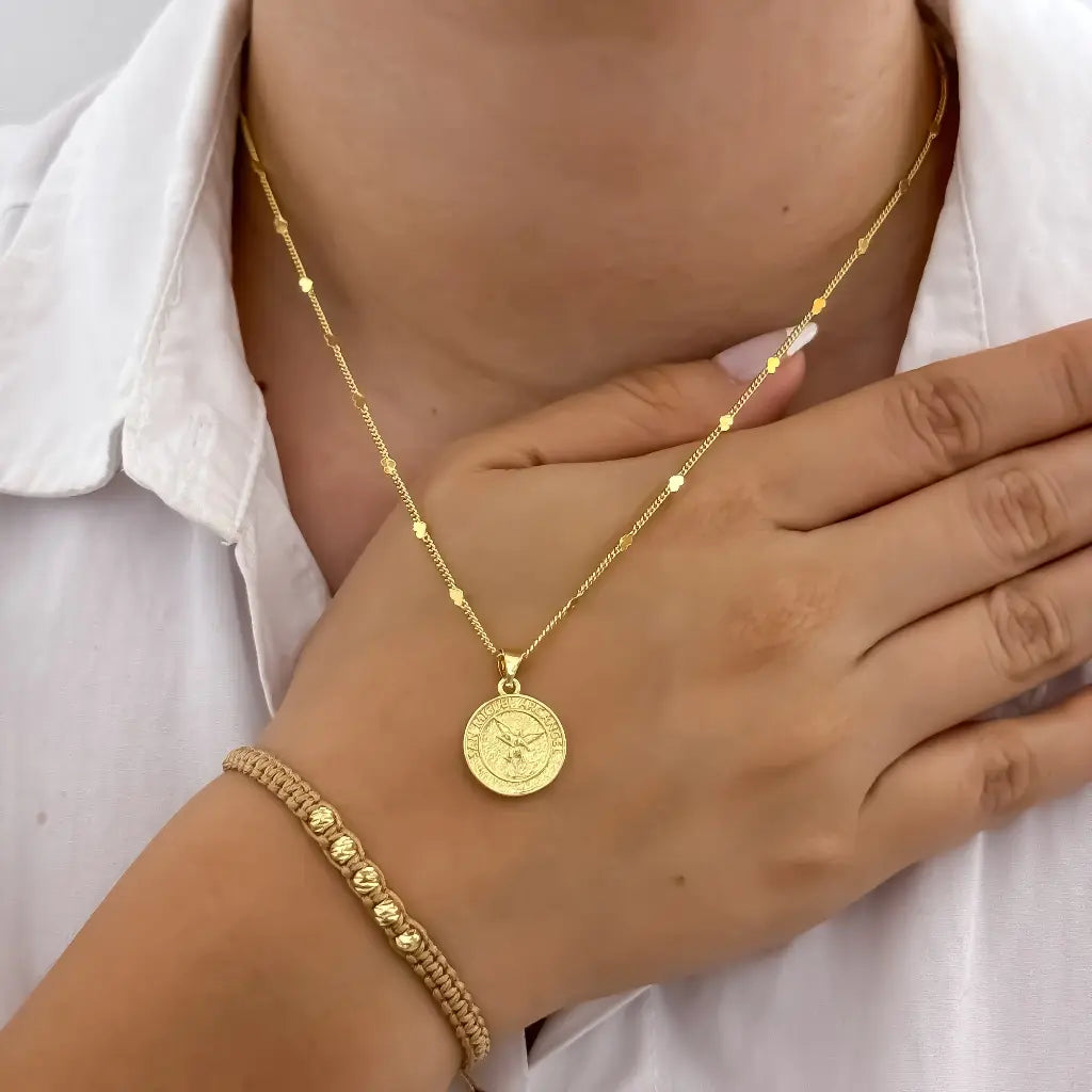 Conjunto De Dama Con Cadena De Tejido Cubana Corazón, Dije De San Miguel Y Manilla