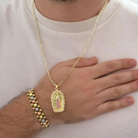 Conjunto De Caballero Con Cadena De Tejido Cartier, Dije De La Virgen De Guadalupe Y Manilla Tres Oros De Tres Carriles