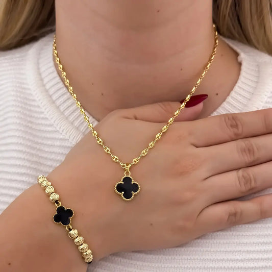 Conjunto De Dama Con Cadena De Tejido Gucci, Dije De Trébol Negro Y Manilla Italiana Con Herraje De Trébol
